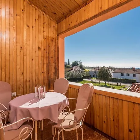 Appartement Dante Tar